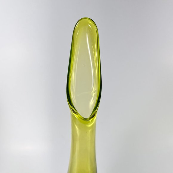 Vintage Viking Swung Glass Vase Avocado Green Epic Leaf Retro 7608 - Picture 10 of 16